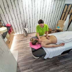 Sauna, steam room, body treatments, hot stone massages