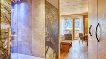 Doppelzimmer | Zimmersafe, Schreibtisch, schallisolierte Zimmer, kostenloses WLAN