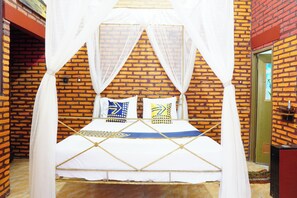 Habitación doble | Wifi gratis y ropa de cama