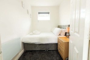 1 chambre, Wi-Fi gratuit, draps fournis