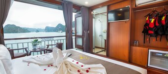 Le Journey Calypso & Boutique Pool Cruises