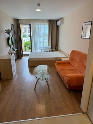 1 bedroom, iron/ironing board, WiFi, bed sheets - Premier Fort Beach Apartment (Sveti Vlas)