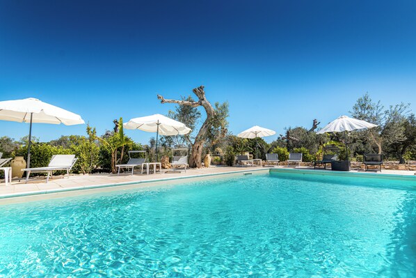 Seasonal outdoor pool - Tenuta San Lorenzo (Giurdignano)