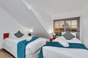 Casa exclusiva | 5 quartos, cortinas blackout, ferros/tábuas de passar roupa