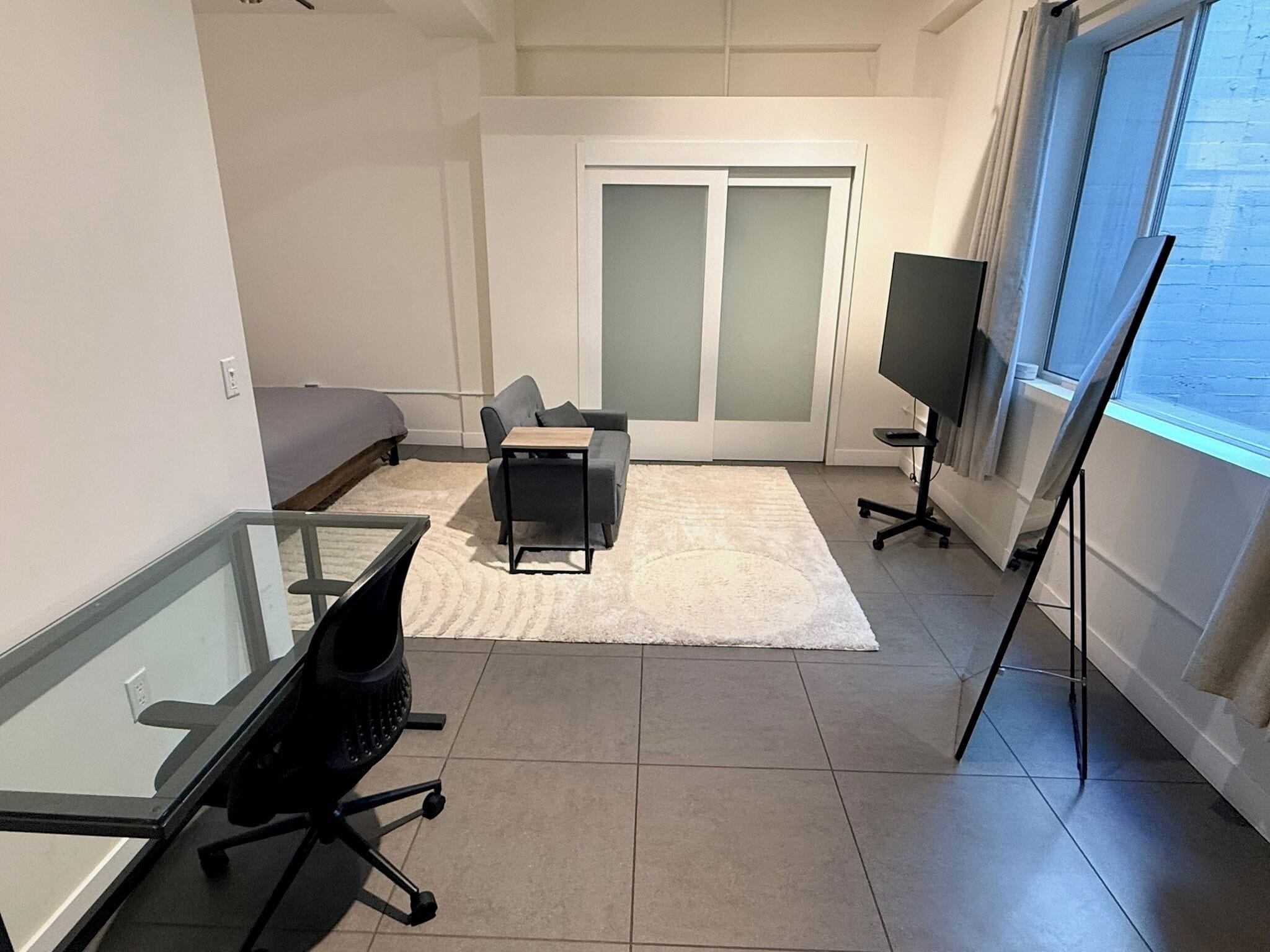 1 多间卧室、WiFi、床单