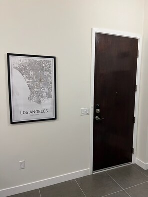 Interior - Modern, Spacious 1 Bedroom Loft in DTLA - FREE Parking (Los Angeles)