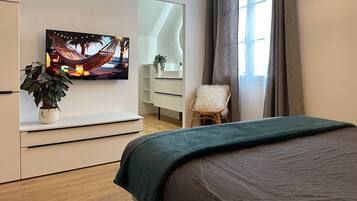 4 chambres, fer et planche Ă repasser, lit parapluie, Wi-Fi