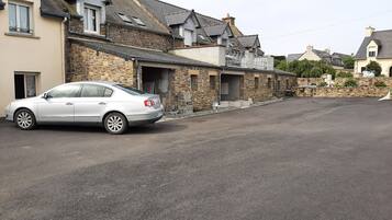 Enceinte de lâhĂ©bergement