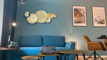 Luxury-Apartment | Hochwertige Bettwaren, individuell dekoriert, individuell eingerichtet