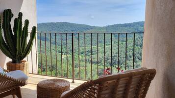 Exclusive Double Room, Valley View | Terrace/patio