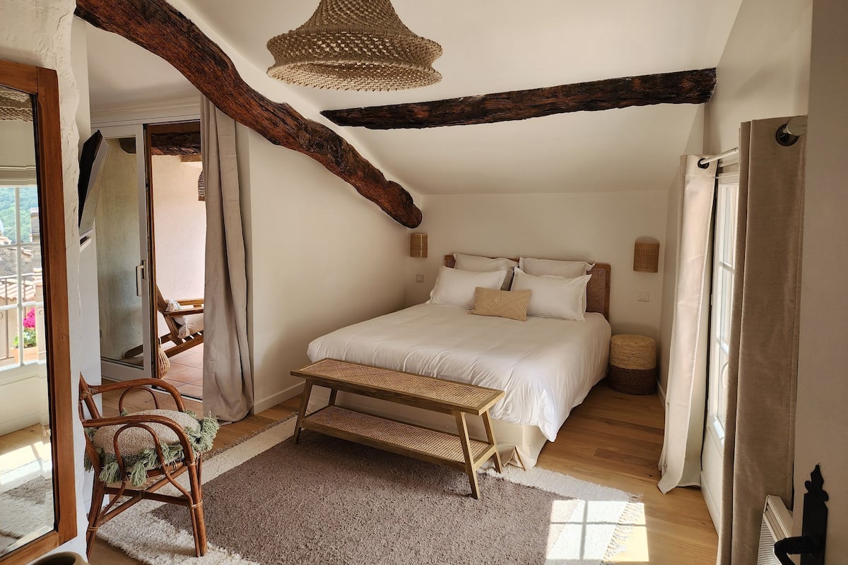 Deluxe tweepersoonskamer, uitzicht op vallei | Luxe beddengoed, donzen dekbedden, pillowtop-bedden