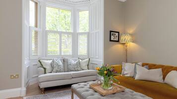 Fireplace, video games