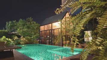 Piscina externa