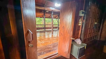 家庭客房 | 迷你吧、書桌、手提電腦工作空間、遮光窗簾/窗簾