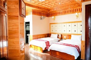 Standard Triple Room, City View | Soundproofing, free WiFi, bed sheets
