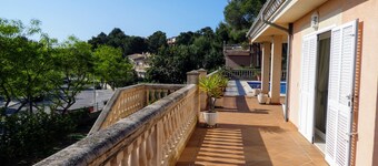 Palmanova Villa Near THE Beach With Private Tennis Court