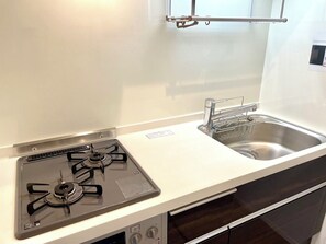 Leilighet | Eget kjøkken | Kjøleskap, mikrobølgeovn, kokeplater og vannkoker