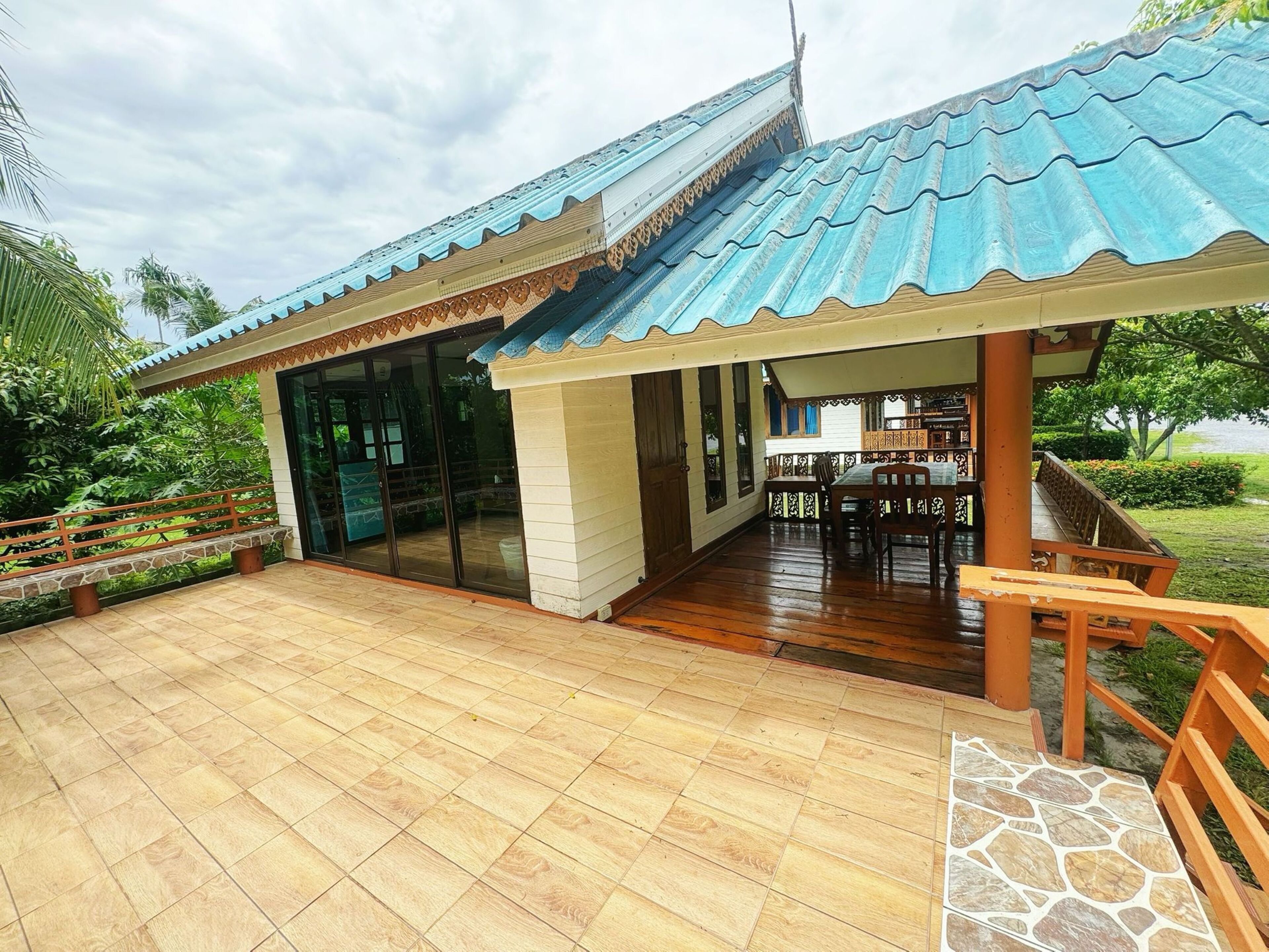 Bagian depan properti