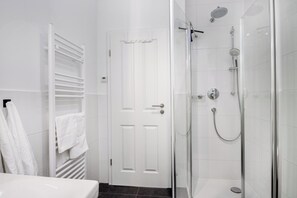 Shower - Schützen Straße 3 - 5 Wohnung 3 Inkl. Wlan (Grömitz)