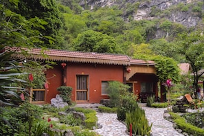 Basic Double Room, Garden View | Garden view - Tràng An Hometown Homestay (Hoa Lu)