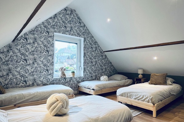 3 Schlafzimmer, BĂŒgeleisen/BĂŒgelbrett, WLAN, BettwĂ€sche