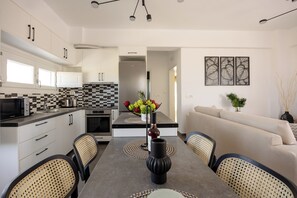 Family Suite, Balcony | Private kitchen - FN Suites (Santorini)