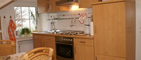 Fridge, highchair