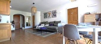 3-Bedroom Apartment in Collioure with Parking near Downtown