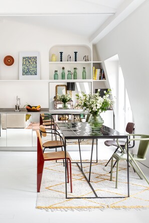 Dining - Duplex élégant à Montmartre (Paris)