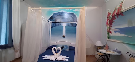 Cubrecamas, decoración personalizada y muebles diferentes