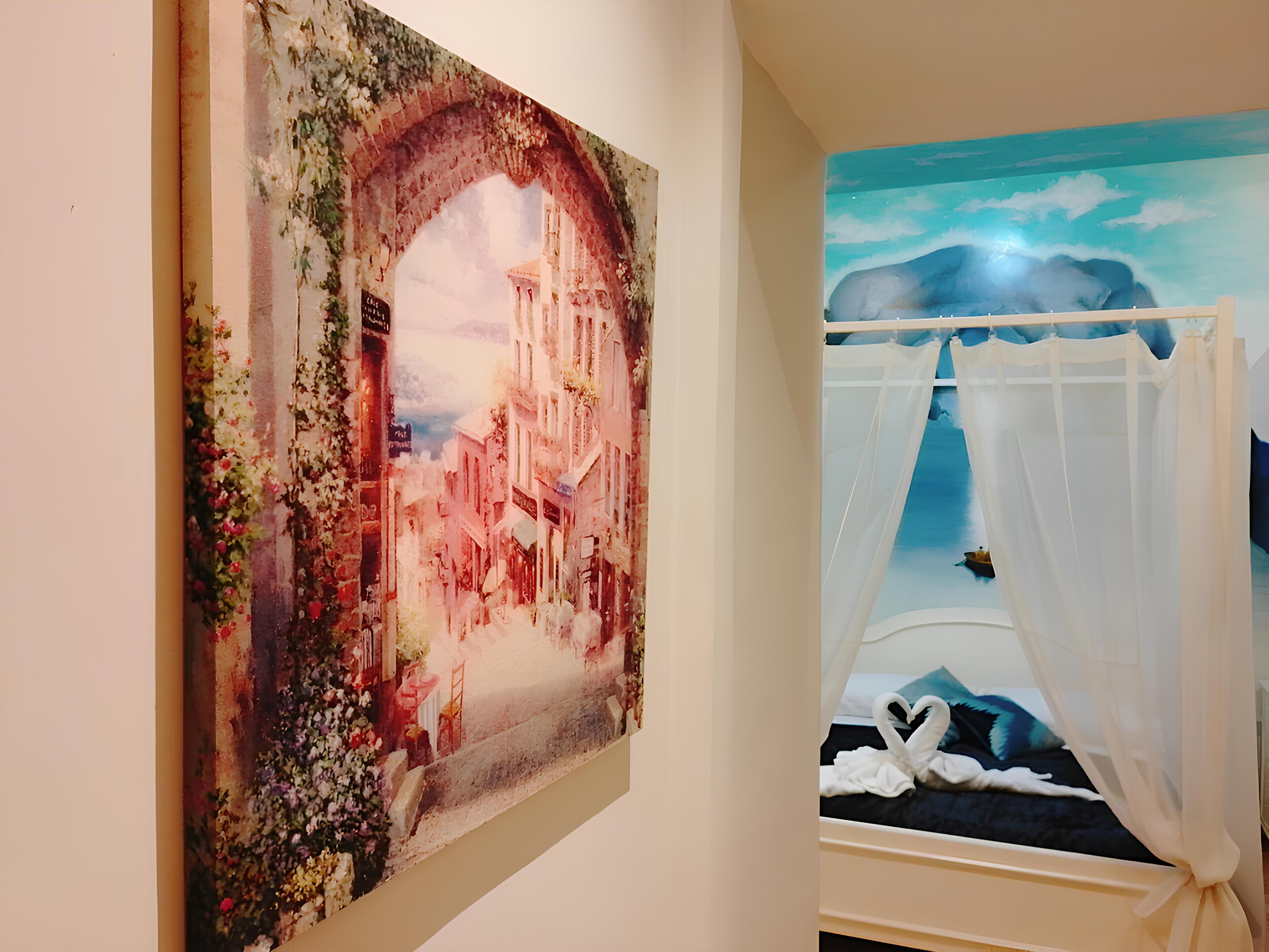 Designrum - utsikt mot staden | Duntäcken, individuell inredning, unika möbler och extrasängar