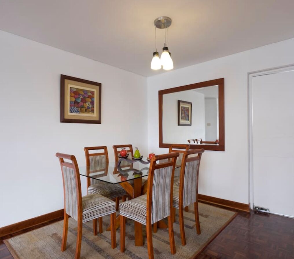 Executive Apartment, 2 Bedrooms, City View | Dining room