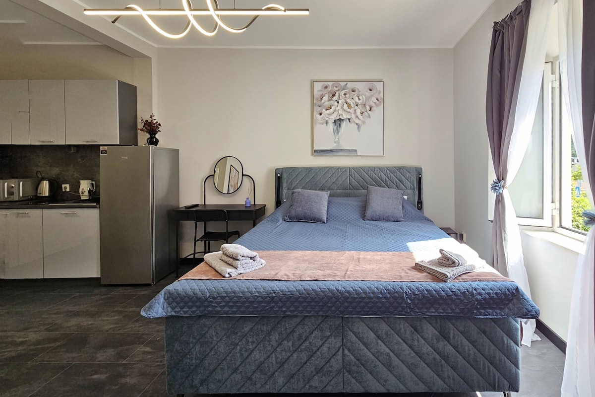 6 bedrooms, WiFi (free)