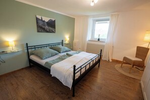 2 bedrooms, iron/ironing board, travel crib, free WiFi