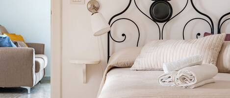 2 bedrooms, iron/ironing board, travel crib, free WiFi