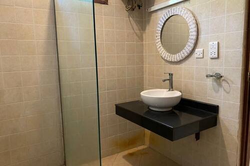 Comfort Double or Twin Room, Garden View | Bathroom