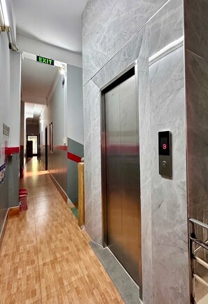 City Shared Dormitory, City View | Hypo-allergenic bedding, individually decorated, individually furnished - Nam Đô 2 Hotel  (Can Tho)