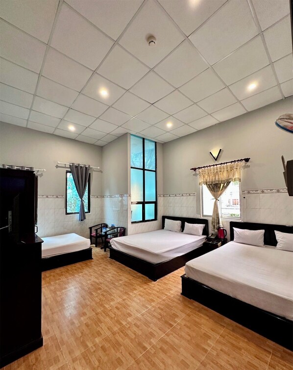 City Shared Dormitory, City View | 1 bedroom, hypo-allergenic bedding, individually furnished, desk