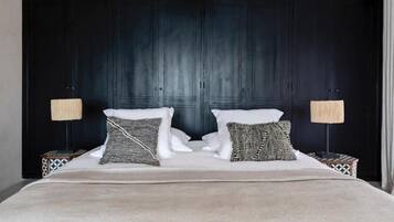 Suite de lujo, vistas al mar | Ropa de cama de alta calidad, caja fuerte, sistema de insonorización