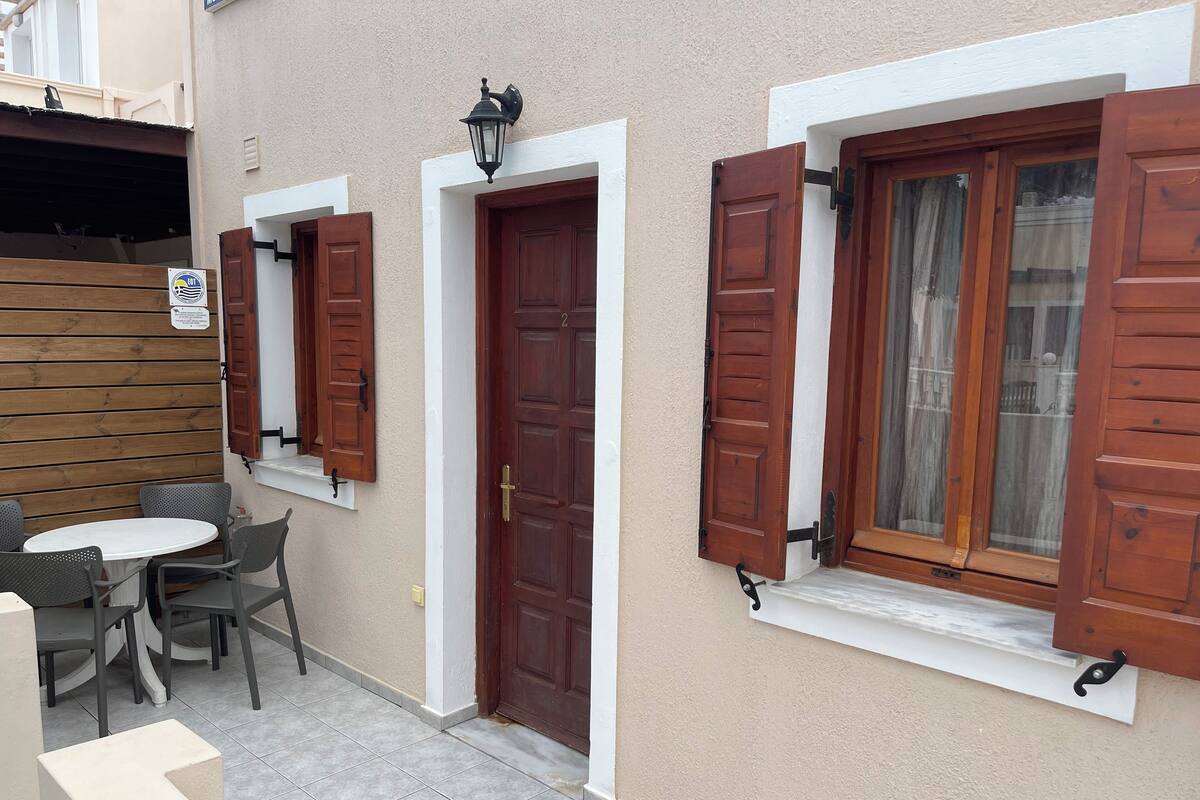 Family Apartment, 1 Bedroom, Courtyard View | Terrace/patio