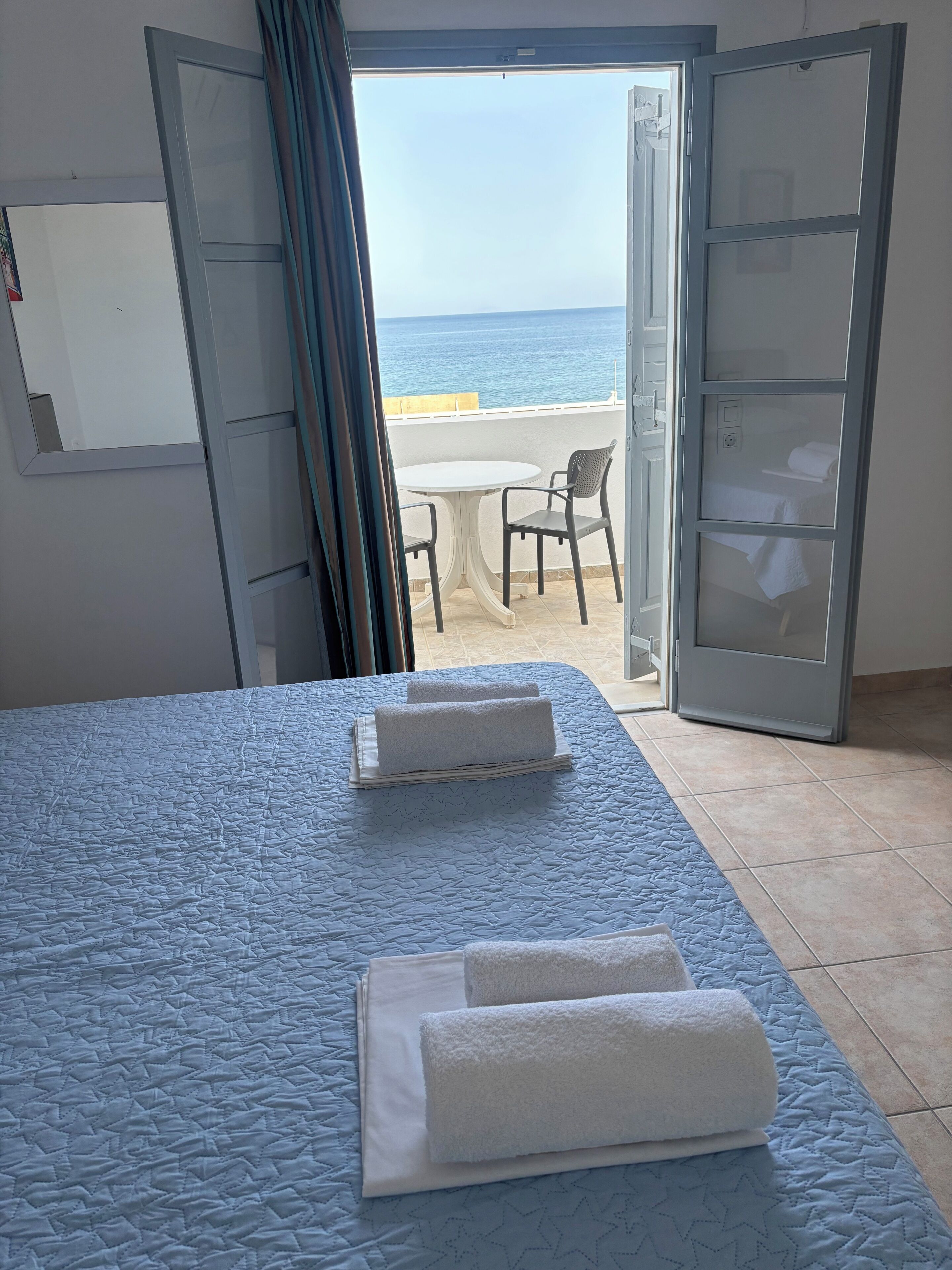 Senior Double Room, 1 Double Bed | In-room safe, blackout curtains, soundproofing, iron/ironing board