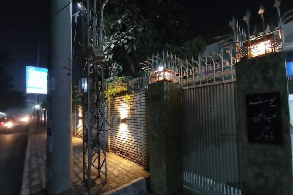 New Era multan Guest House