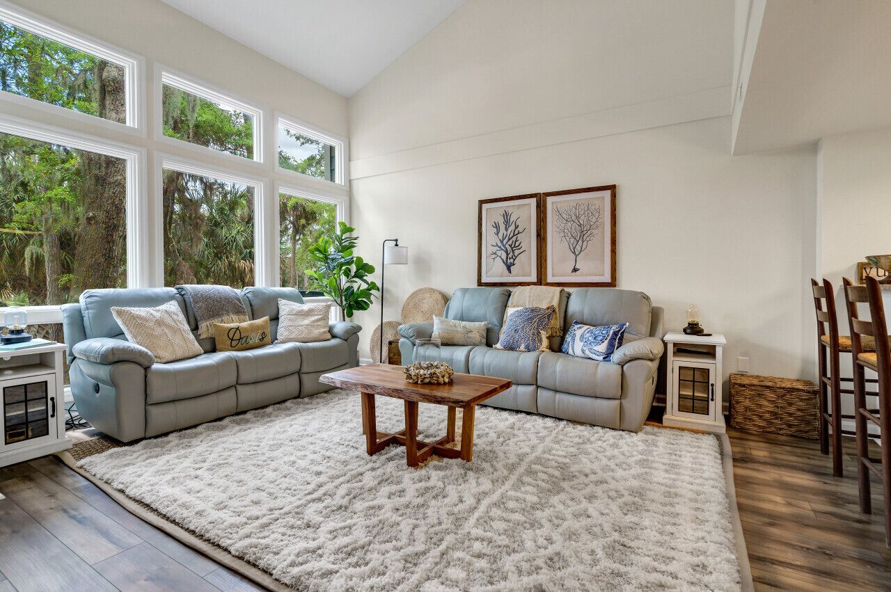 Relax-Inn Egrets Point Condo with Amenity Passes