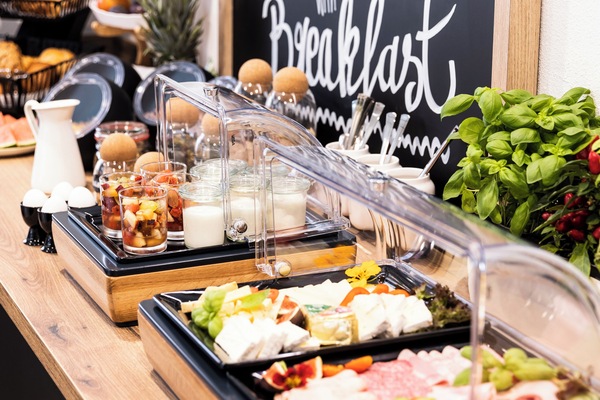 Daily buffet breakfast for a fee