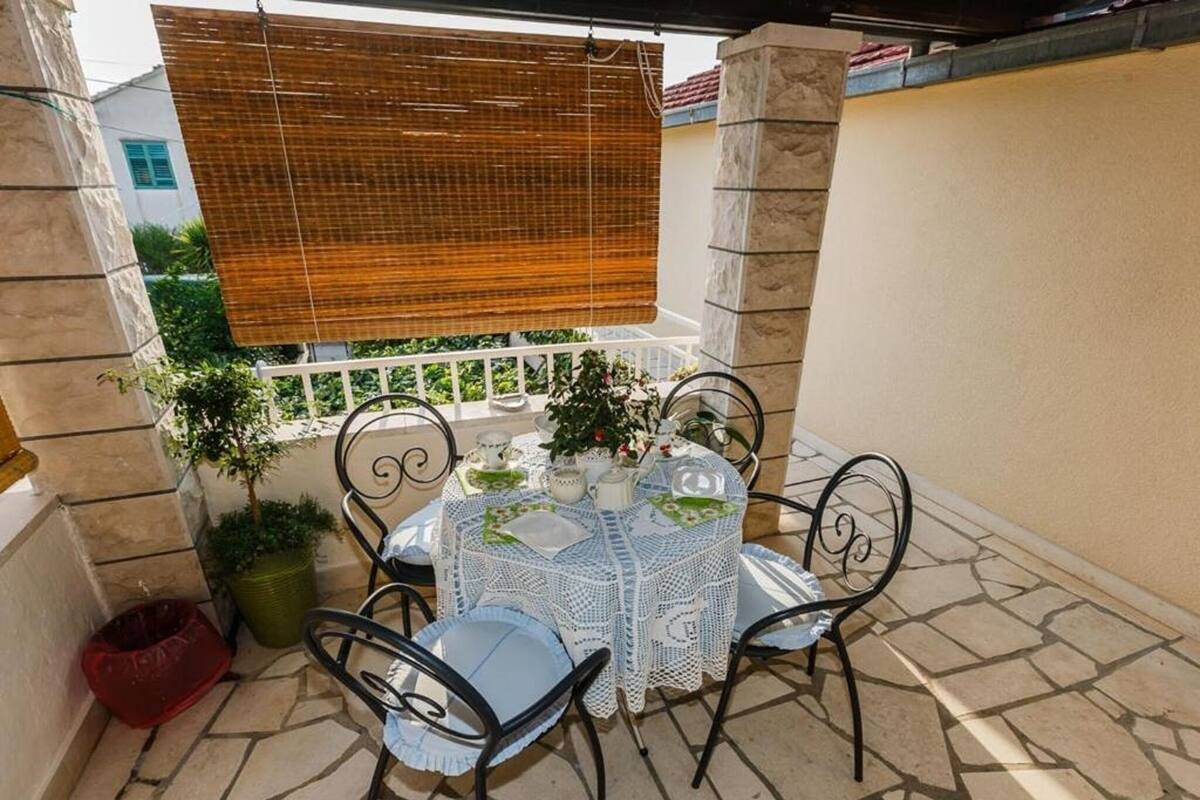 Appartement (Standard One Bedroom Apartment with T) | Terras