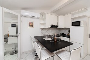 Private kitchen - Apartments Roda - (Supetar)