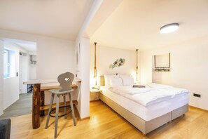 Studio Classique | Minibar, coffres-forts dans les chambres, Wi-Fi gratuit, draps fournis