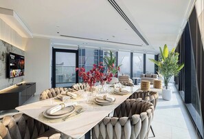 Dining - Magnificent | 3BR | Brand New | Marquise Square (Dubai)