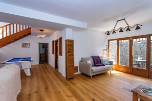 Smart TV - Cozy 200 m² villa, 20 minutes walking to Playa Blanca center (Playa Blanca)