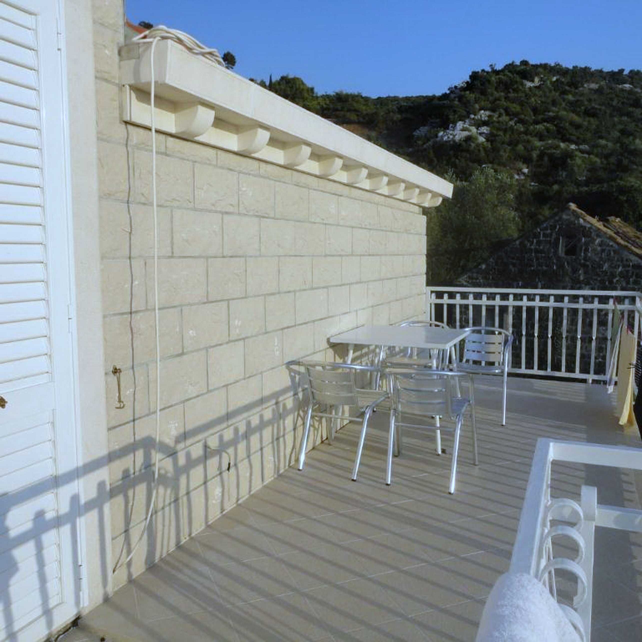 Apartment (Two-Bedroom Apartment with Balcony an) | Exterior